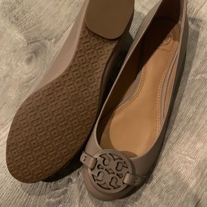 Tory Burch Flats (NWT)